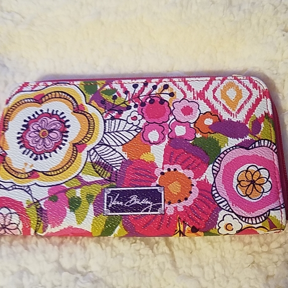 Vera Bradley Handbags - Vera Bradley Zip Wallet
